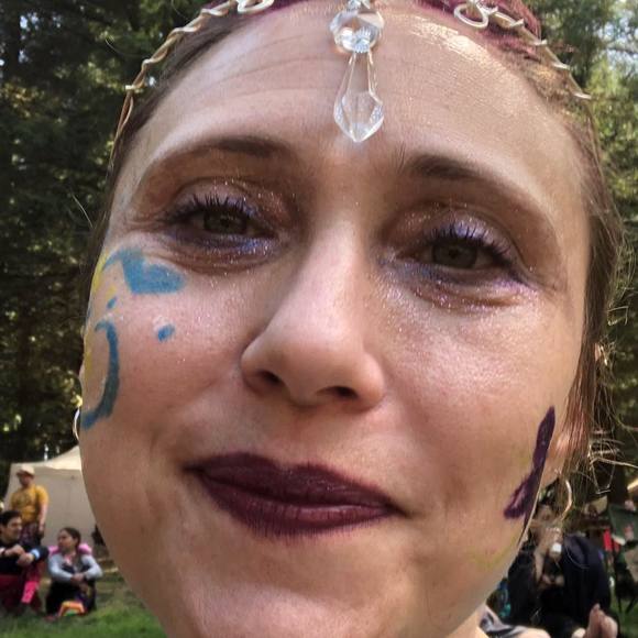 Meet your Posher, Candace - Picture 1 of 1